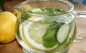 Agua impertinente